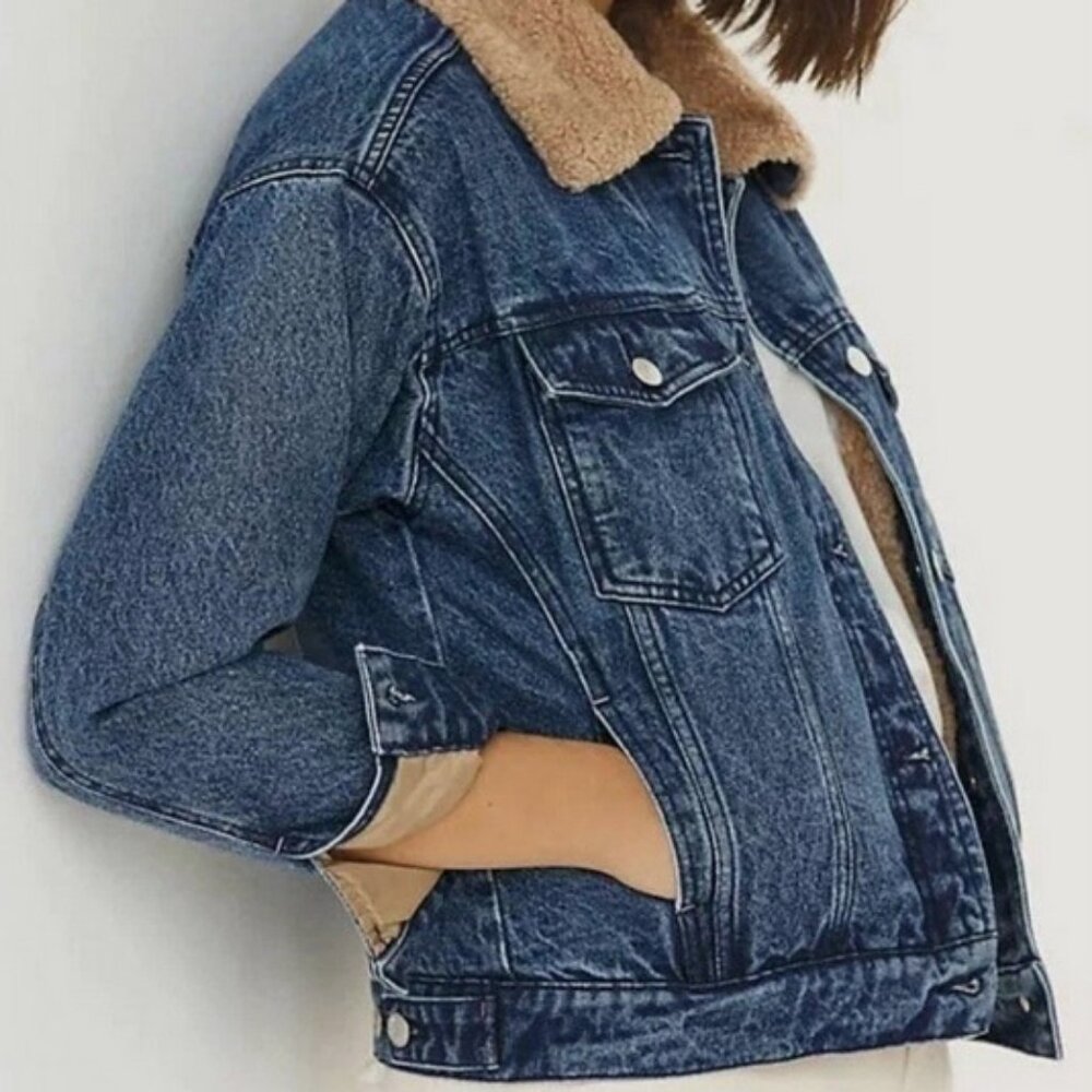 Anthropologie PILCRO SHERPA-TRIMMED DENIM JACKET size Medium